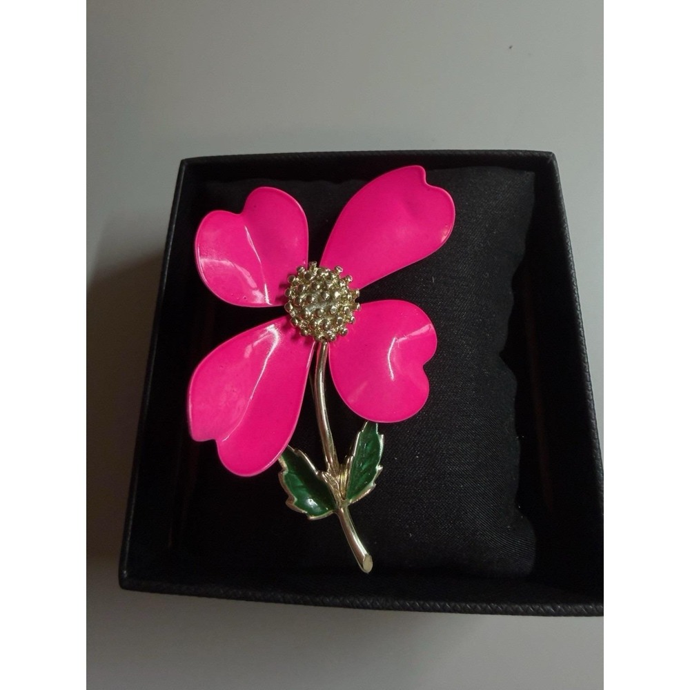 Vintage Sarah Coventry neon pink enamel Dogwood Blossom Pin/Brooch
